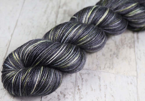 A STUDY IN PURPLES: SW Merino-Nylon - Sport weight - Hand-dyed Variegated yarn