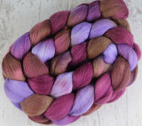 A STUDY IN PURPLES: Targhee roving - 4.0 oz - Hand dyed spinning wool