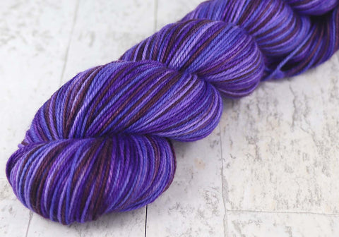 POOLSIDE SUNSET: SW Merino-Silk - Sport weight - Hand-dyed Variegated yarn