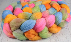 AURORA ICE BAR: Rambouillet / Merino / Bright Nylon roving - 5.0 oz - Hand dyed spinning wool