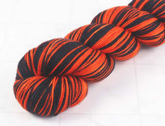 BLACK - ORANGE : SW Merino/Nylon sock weight - Hand Dyed Self-striping yarn - CINCINNATI, HALLOWEEN