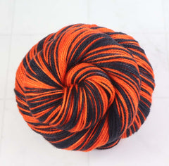 BLACK - ORANGE : SW Merino/Nylon sock weight - Hand Dyed Self-striping yarn - CINCINNATI, HALLOWEEN