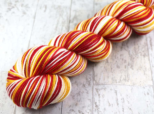 RED GOLD WHITE: SW Merino/Nylon - Self-striping Hand-dyed Sock Yarn/tight twist - KANSAS CITY