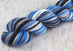 BLUE GRAY BLACK WHITE : SW Merino - Self-striping Hand dyed Worsted yarn - DETROIT
