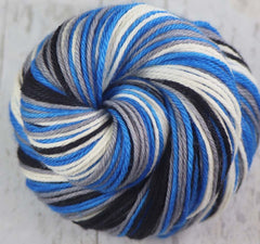 BLUE GRAY BLACK WHITE : SW Merino - Self-striping Hand dyed Worsted yarn - DETROIT