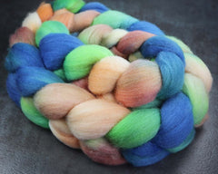 NORTHERN LIGHTS YURT: Merino-Silk Roving - 4.0 oz - Hand dyed wool roving