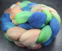 NORTHERN LIGHTS YURT: Merino-Silk Roving - 4.0 oz - Hand dyed wool roving