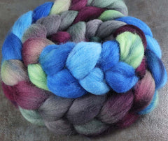 POISON DART FROG: Kent Romney roving - 5.0 oz - Hand dyed spinning wool