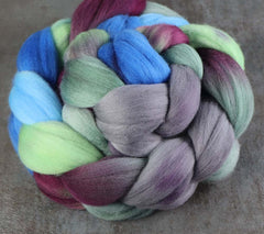 POISON DART FROG: Shaniko wool roving - 4.0 oz - Hand dyed spinning wool