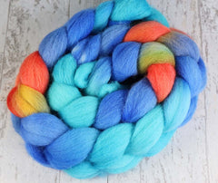 POOLSIDE SUNSET: Kent Romney - 4.0 oz - Hand dyed spinning wool - roving