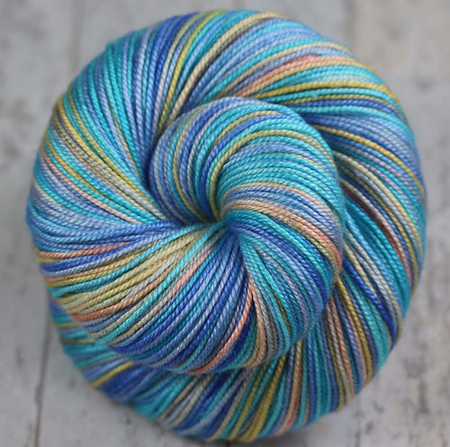 POOLSIDE SUNSET: SW Merino-Silk - Sport weight - Hand-dyed Variegated yarn