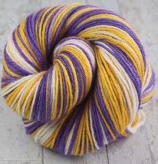 PURPLE GOLD WHITE: Fine Organic Merino - Self-striping Hand dyed Worsted yarn - MINNESOTA, LOS ANGELES