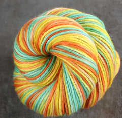 QUEBEC CANDLES: SW Merino/Nylon - Worsted weight - Hand dyed Variegated Yarn