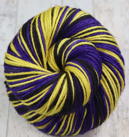 PURPLE - GOLD - BLACK : SW Merino Worsted weight - Hand Dyed Self-striping yarn - BALTIMORE