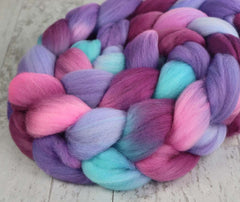 TEAPOT STILL LIFE: 21m Merino Wool Top - 4 oz - Hand dyed spinning wool