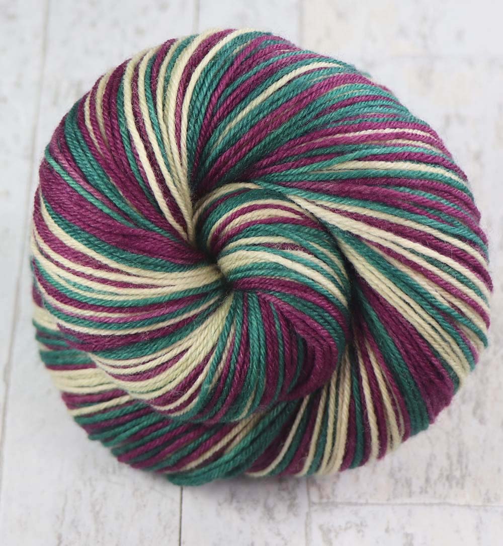 VINTAGE CHRISTMAS: SW Merino/Nylon/Cashmere - Hand dyed Self-striping Sock yarn
