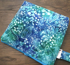 BATIK BLU (with handle) - Handmade zipper bag