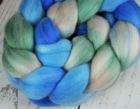 POOLSIDE SUNSET: Bluefaced Leicester / Sparkle Nylon - 4.0 oz - Hand dyed spinning wool - roving