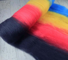 I WAS AN INTERN ON FRIENDS: Kent Romney wool batt - 4.0 oz - Hand dyed spinning wool
