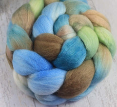 HAPPY HAWAII: Falkland roving - 4.0 oz - Hand dyed spinning wool