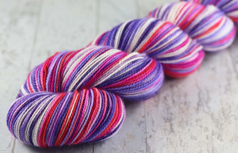 BRIGHT CHRISTMAS: SW Merino/Lurex Sparkle - Hand dyed Variegated sock yarn