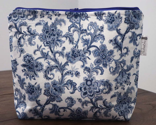 JACOBEAN (Blue) - Handmade zipper bag