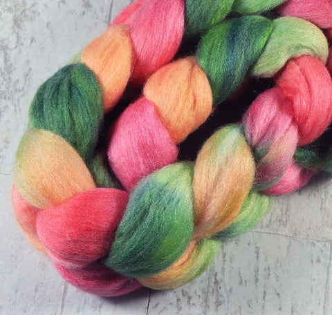 TEAPOT STILL LIFE: Organic Polwarth roving - 4.0 oz - Hand dyed Spinning wool