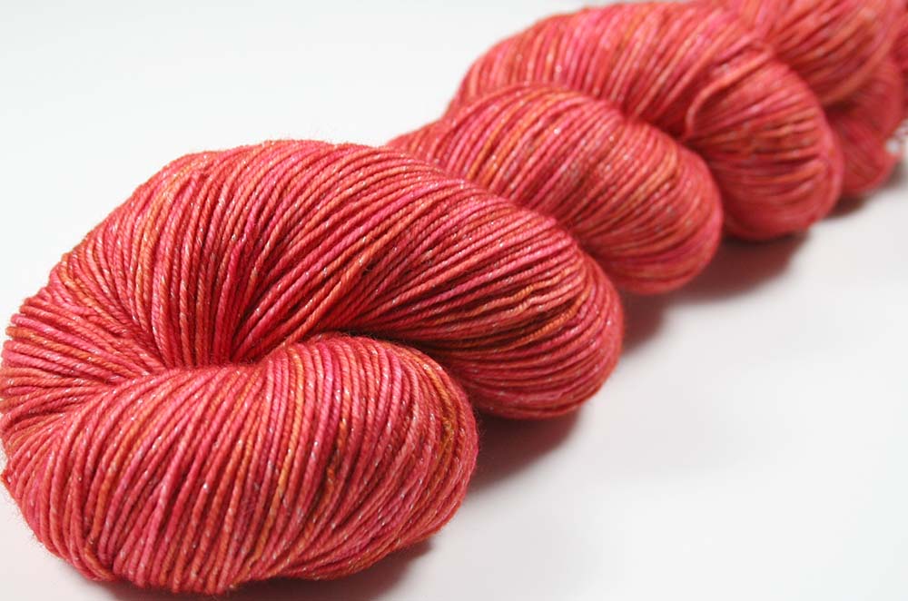 ORPIMENT: SW Merino Wool/Lurex Sparkle - Hand dyed Tonal sock yarn