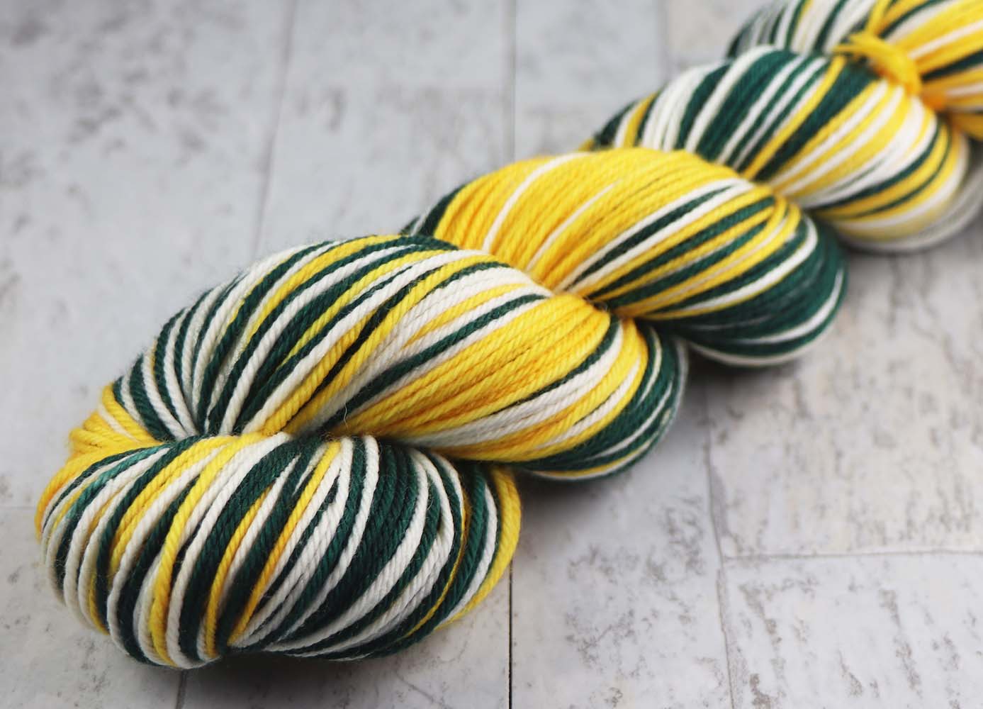 GREEN - GOLD - WHITE : SW Merino-Nylon DK - Hand dyed Self-Striping yarn - GREEN BAY, OAKLAND