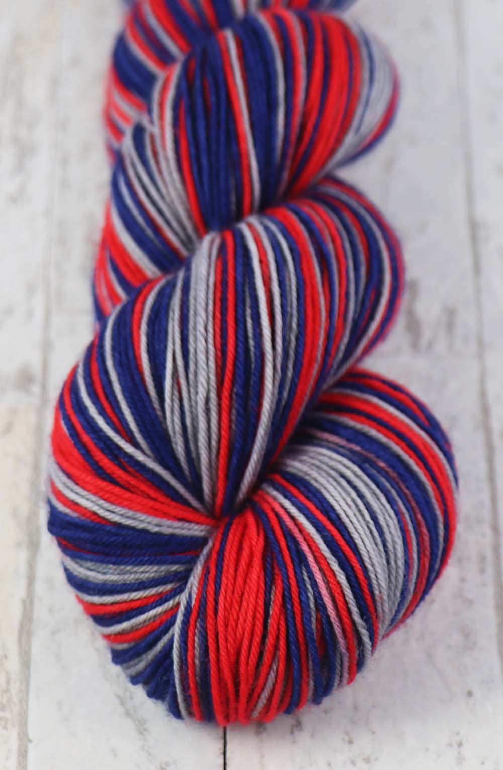 BLUE RED GRAY: SW Merino/Nylon - Hand dyed self-stripe sock yarn - NEW ENGLAND, COLUMBUS