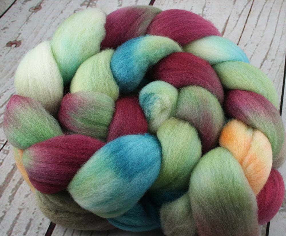 PRINCESS & THE PEA: Targhee roving - 4.0 oz - Hand dyed wool - spinning wool - roving