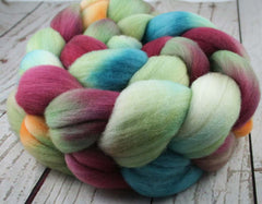 PRINCESS & THE PEA: Targhee roving - 4.0 oz - Hand dyed wool - spinning wool - roving