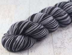 BLACK SILVER: SW Merino/Nylon - Self-striping Hand-dyed Sock Yarn/tight twist - LAS VEGAS, SAN ANTONIO, LOS ANGELES