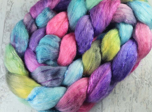ROSE WINDOW: Bluefaced Leicester / Sparkle Nylon - 4.0 oz - Hand dyed spinning wool - roving