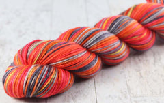 SARASOTA SUNSET: SW Merino-Nylon - DK Weight - Hand dyed variegated yarn