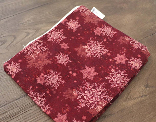SNOWFLAKES (Red) - Handmade zipper bag