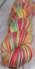 VIBRANCY AT THE PLANTATION: SW Merino-Nylon DK - Hand dyed variegated yarn