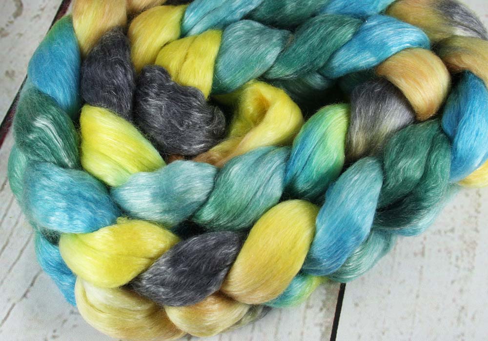 WEST MAUI SUNSET: Merino-Tencel Wool Roving - Hand dyed spinning wool