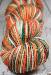 WINTER AT BRYCE CANYON: SW Merino Wool - Worsted weight yarn - Hand dyed - Variegated yarn